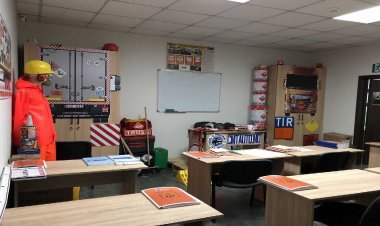 SALA DE STUDIU
